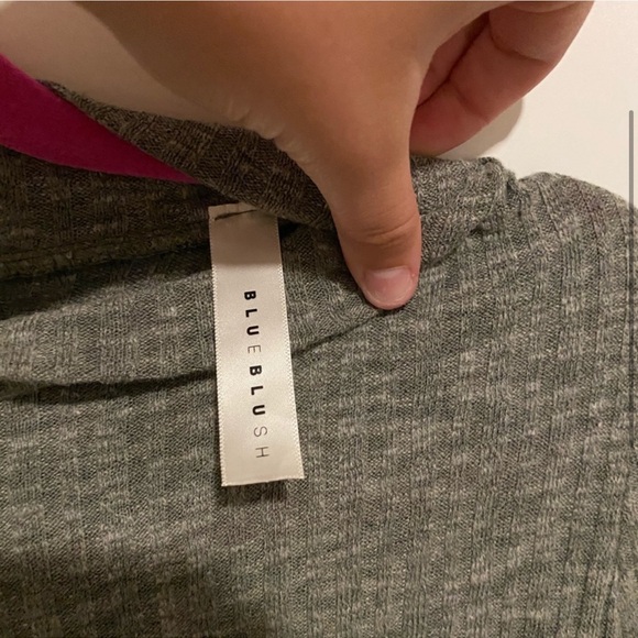 Long Sleeve Body Con Dress - Picture 3 of 3